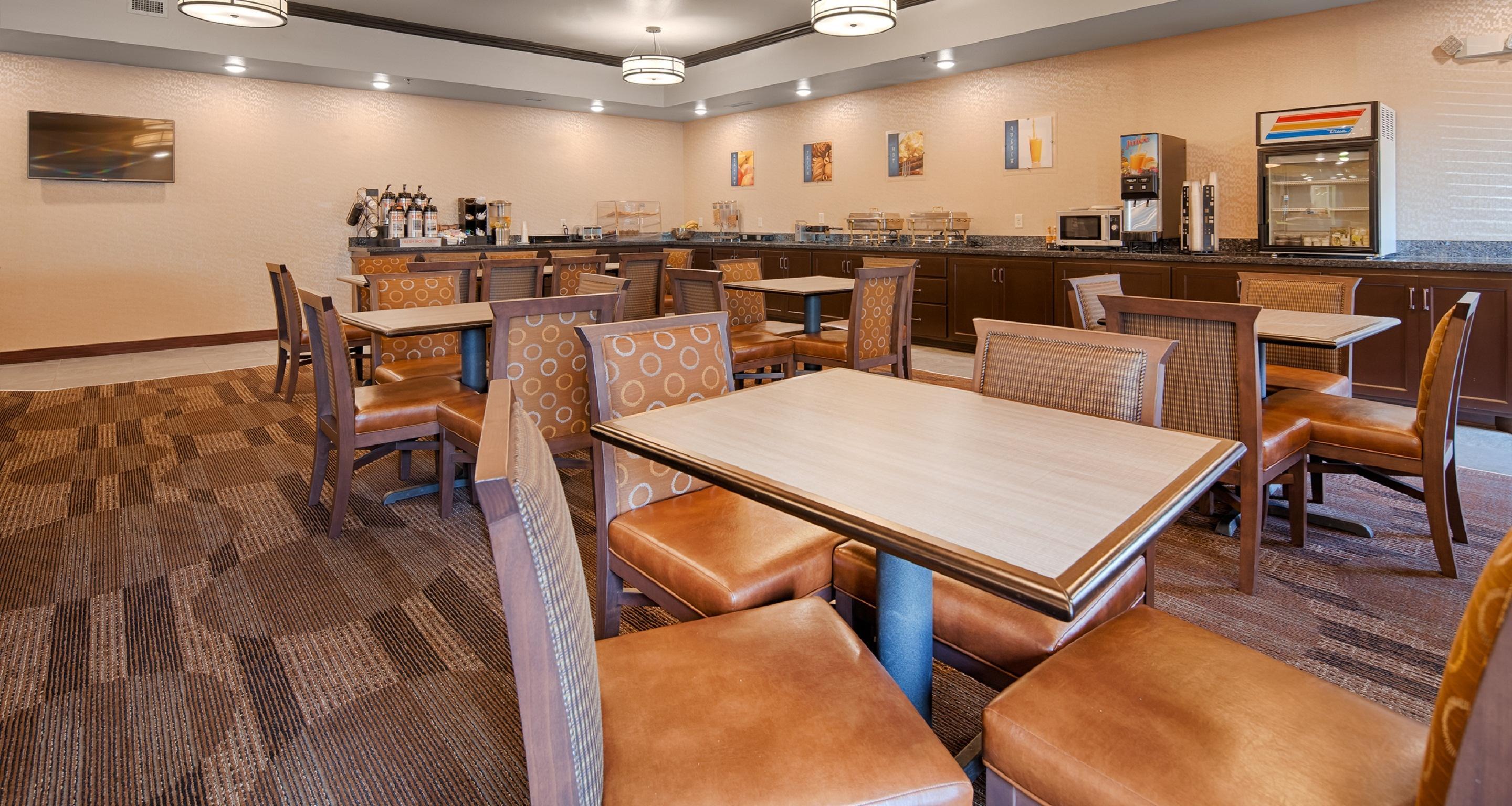 Best Western Plus Casper Inn & Suites Exterior photo