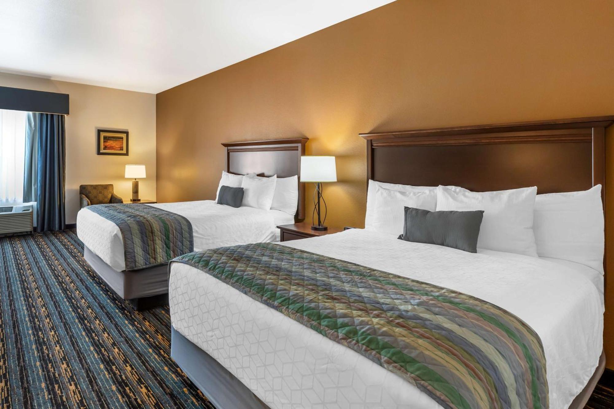 Best Western Plus Casper Inn & Suites Exterior photo